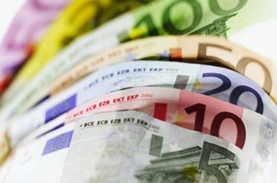 ເກຼັກອະນຸມັດຜ່ານມາດຕະການປະຢັດເພື່ອຮັບເອົາບ້ວງເງິນ 130 ຕື້ເອີໂລ